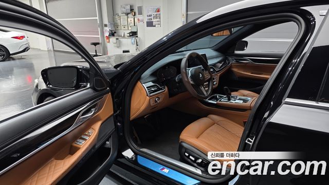 BMW 7 Series (G11) 730Ld xDrive M Sport 2020 — фото 10