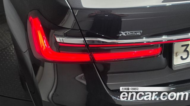 BMW 7 Series (G11) 730Ld xDrive M Sport 2020 — фото 23