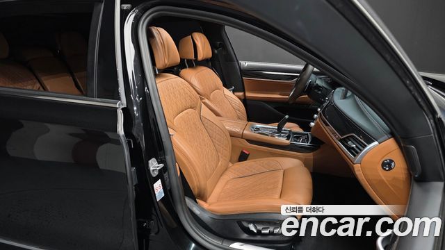 BMW 7 Series (G11) 730Ld xDrive M Sport 2020 — фото 26
