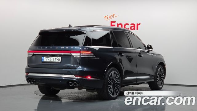 Lincoln Aviator (II) 3.0 Black Label AWD 2022 — фото 2