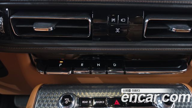 Lincoln Aviator (II) 3.0 Black Label AWD 2022 — фото 9