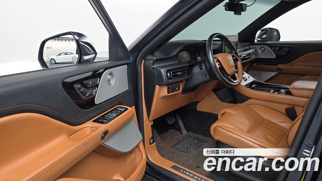 Lincoln Aviator (II) 3.0 Black Label AWD 2022 — фото 10