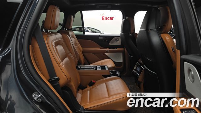 Lincoln Aviator (II) 3.0 Black Label AWD 2022 — фото 11
