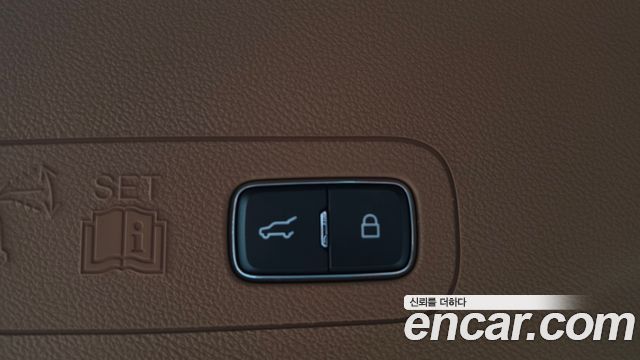 Lincoln Aviator (II) 3.0 Black Label AWD 2022 — фото 16