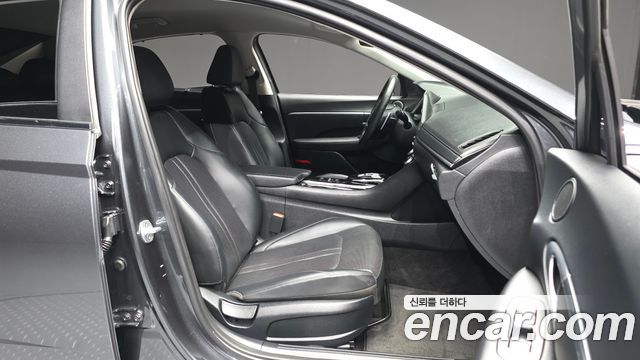 Hyundai Sonata (DN8) 2.0 Premium Family 2020 — фото 11