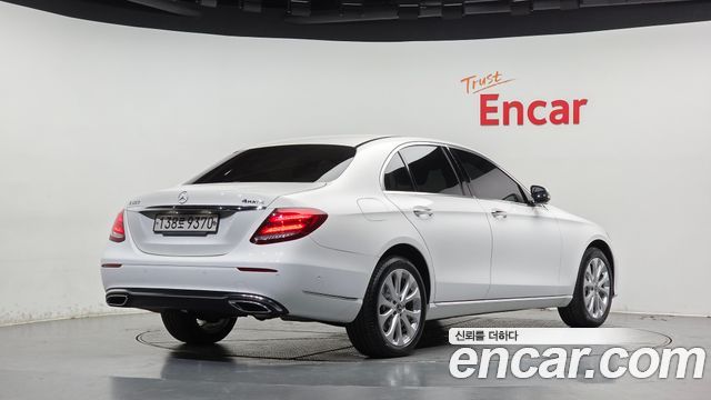 Mercedes-Benz E-Class (W213) E300 4MATIC Exclusive 2020 — фото 2