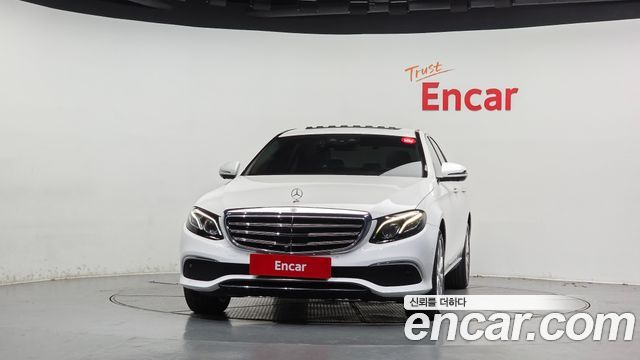 Mercedes-Benz E-Class (W213) E300 4MATIC Exclusive 2020 — фото 3