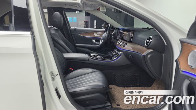 Mercedes-Benz E-Class (W213) E300 4MATIC Exclusive 2020 — фото 11