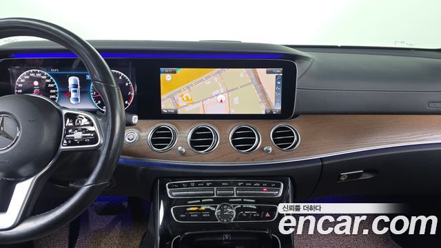 Mercedes-Benz E-Class (W213) E300 4MATIC Exclusive 2020 — фото 14