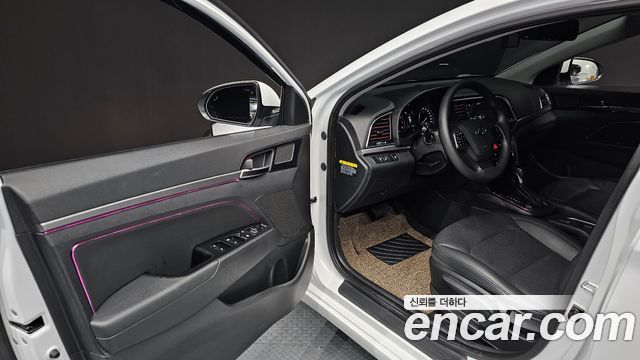 Hyundai Avante (AD) 1.6 GDI Value Plus 2018 — фото 10