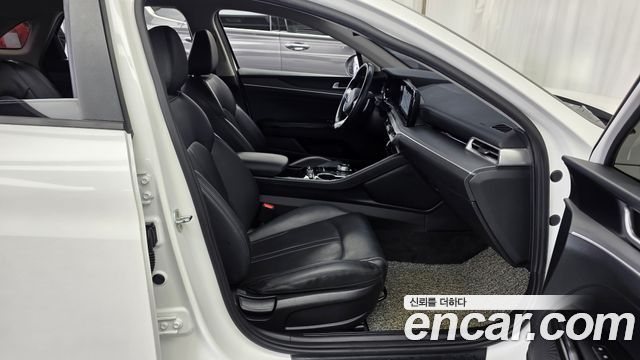 Kia K5 (III) 2.0 Prestige 2021 — фото 11