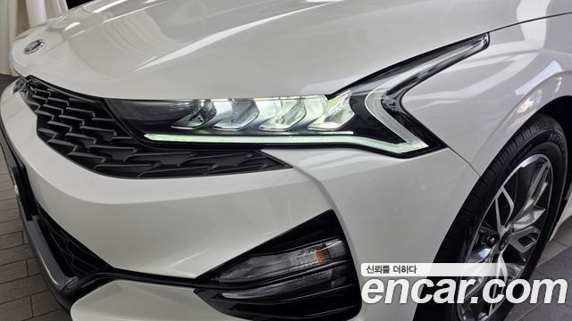 Kia K5 (III) 2.0 Prestige 2021 — фото 22