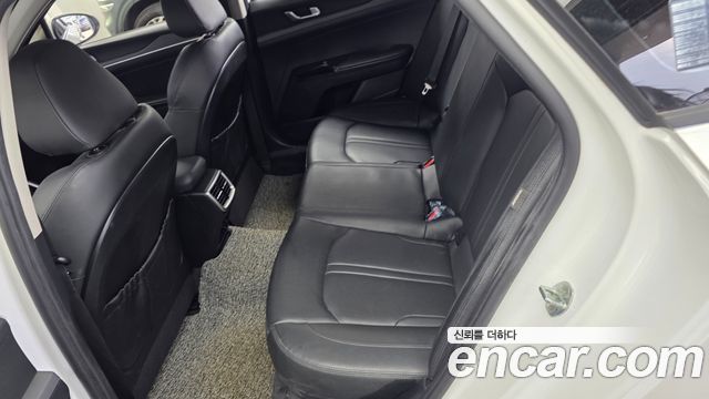 Kia K5 (III) 2.0 Prestige 2021 — фото 26