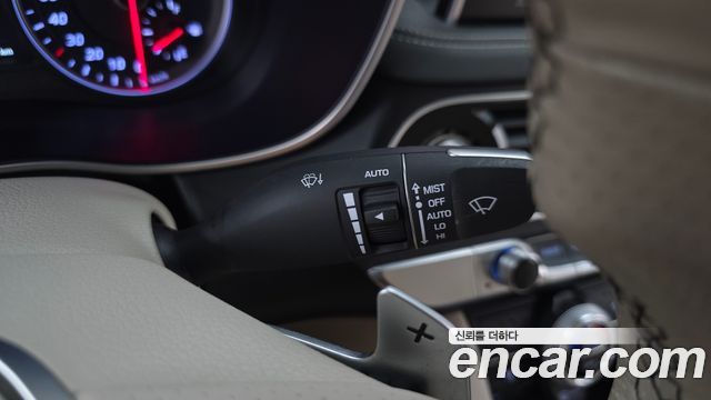 Genesis G70 2.0T Elite 2019 — фото 27