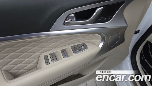 Genesis G70 2.0T Elite 2019 — фото 28