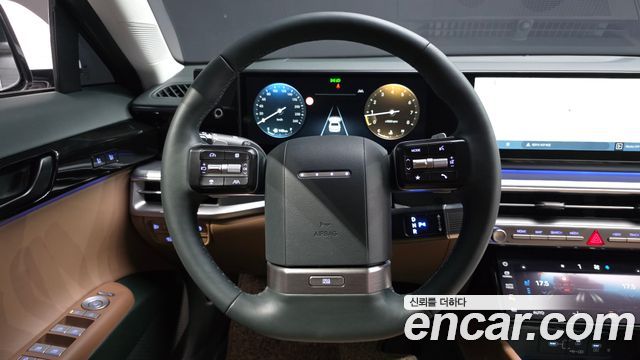 Hyundai Grandeur (GN7) 2,5 Gasoline 2WD Exclusive 2024 — фото 17