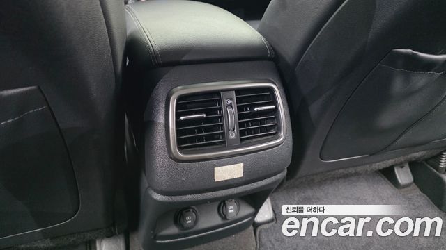 Kia Sorento Diesel 2.0 2WD Prestige 2016 — фото 18