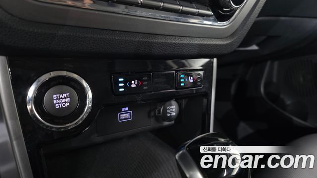 KG Mobility (SsangYong) Beautiful Korando Gasoline 1.5 2WD C5 Plus 2021 — фото 13