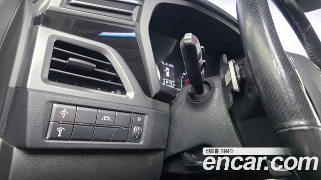KG Mobility (SsangYong) Beautiful Korando Gasoline 1.5 2WD C5 Plus 2021 — фото 27