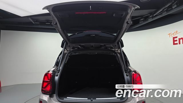 MINI Cooper Countryman Classic 2nd 2024 — фото 15