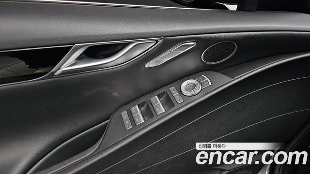 Genesis G80 (RG3) Gasoline 2.5 Turbo AWD 2022 — фото 17