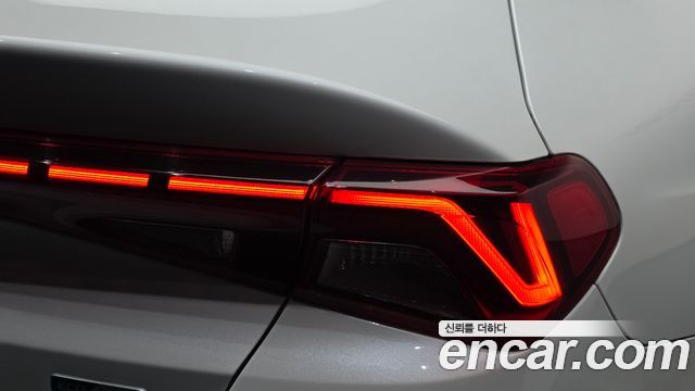 Kia K5 Hybrid (III) Noblesse 2020 — фото 23