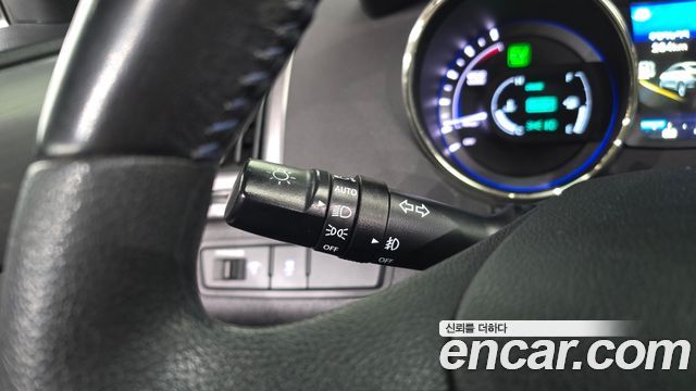 Hyundai Sonata Hybrid 2.0 Premier 2012 — фото 28