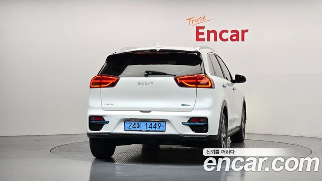 Kia Niro EV Prestige 2022 — фото 4