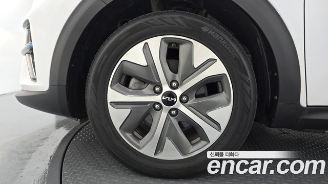 Kia Niro EV Prestige 2022 — фото 5
