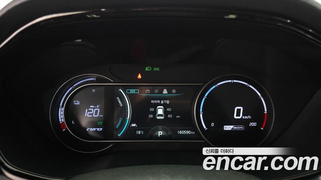 Kia Niro EV Prestige 2022 — фото 8