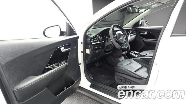 Kia Niro EV Prestige 2022 — фото 10
