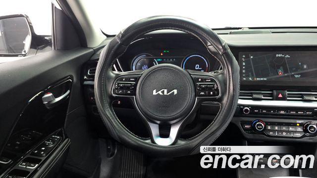 Kia Niro EV Prestige 2022 — фото 12