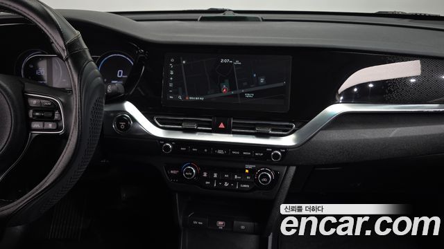 Kia Niro EV Prestige 2022 — фото 13