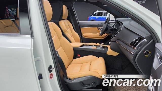 Volvo XC90 (II) B6 Ultimate Bright 2023 — фото 26