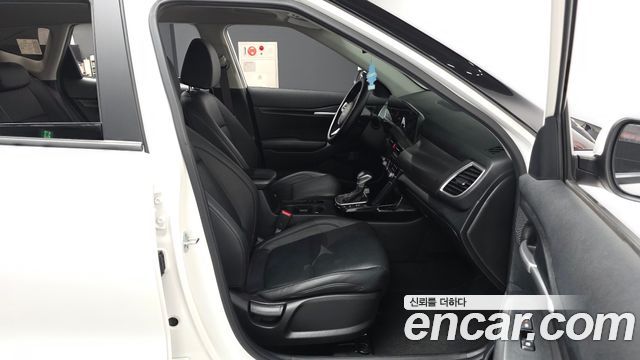 Kia Seltos Gasoline 1.6 Turbo 2WD Prestige 2023 — фото 11