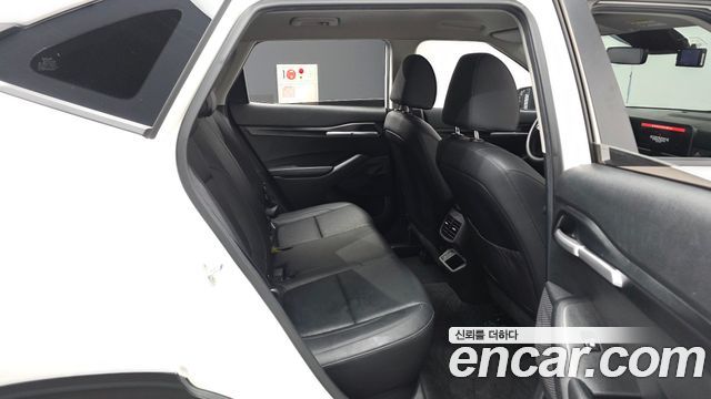 Kia Seltos Gasoline 1.6 Turbo 2WD Prestige 2023 — фото 12