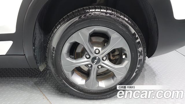 Kia Seltos Gasoline 1.6 Turbo 2WD Prestige 2023 — фото 21