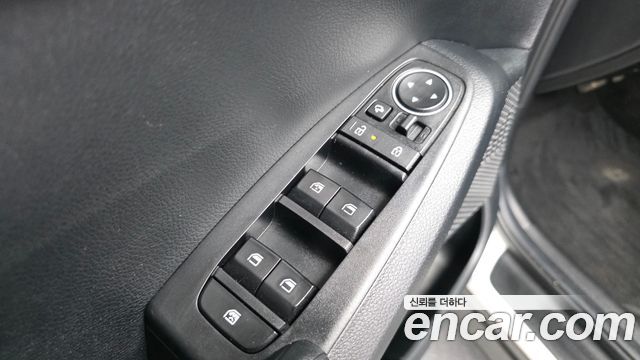 Kia Seltos Gasoline 1.6 Turbo 2WD Prestige 2023 — фото 28