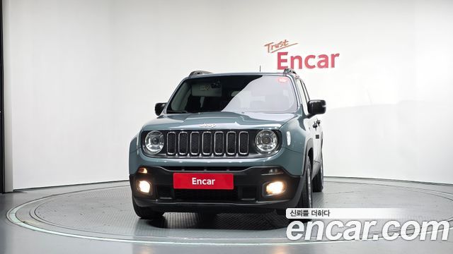 Jeep Renegade 2.4 Longitude High 2017 — фото 3