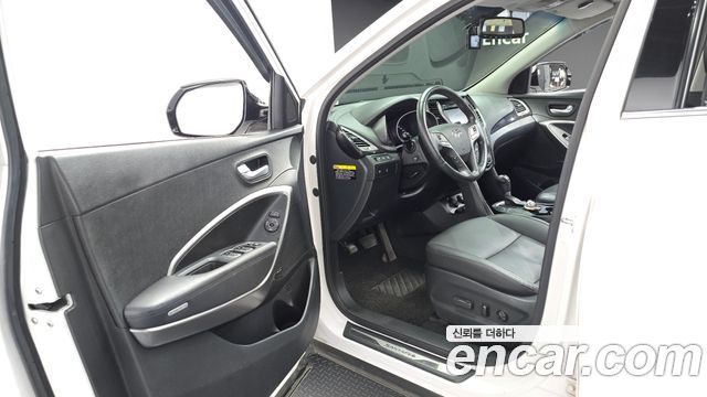 Hyundai Santa Fe (DM) Diesel(e-VGT) 2.0 4WD Premium 2015 — фото 10
