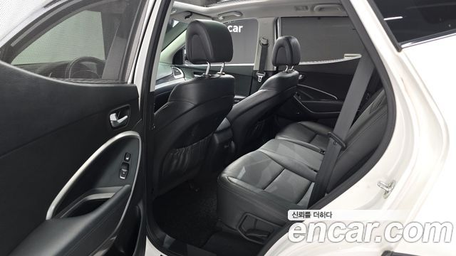 Hyundai Santa Fe (DM) Diesel(e-VGT) 2.0 4WD Premium 2015 — фото 15