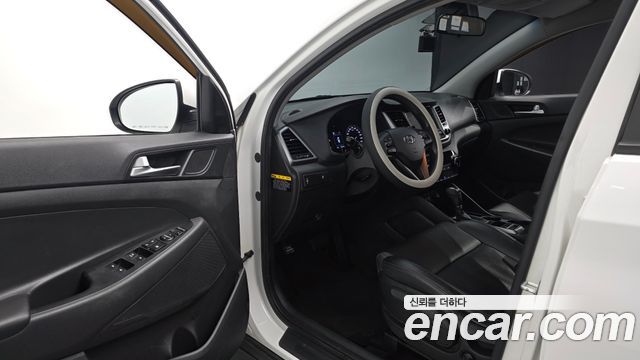 Hyundai Tucson Diesel 1.7 2WD Style 2016 — фото 10