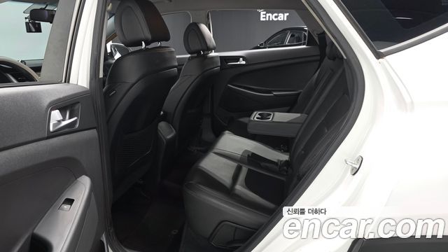 Hyundai Tucson Diesel 1.7 2WD Style 2016 — фото 12