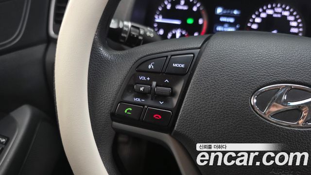 Hyundai Tucson Diesel 1.7 2WD Style 2016 — фото 19