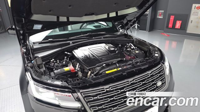 Land Rover Range Rover Velar 2.0 P400E Dynamic SE 2026 — фото 6