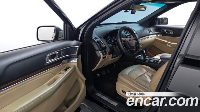 Ford Explorer 2.3 Limited 4WD 5th 2016 — фото 10