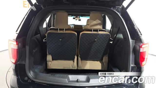 Ford Explorer 2.3 Limited 4WD 5th 2016 — фото 17
