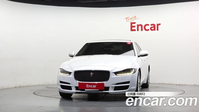 Jaguar XE 20t Prestige 2016 — фото 3