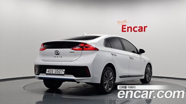Hyundai Ioniq Hybrid Q 2016 — фото 2