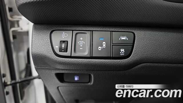 Hyundai Ioniq Hybrid Q 2016 — фото 14